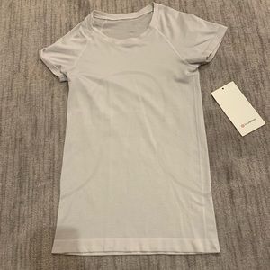 Size 4 White Swiftly Tech Short Sleeve 2.0